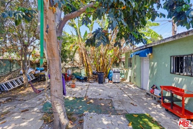 331 W 92nd Street, Los Angeles, CA 90003