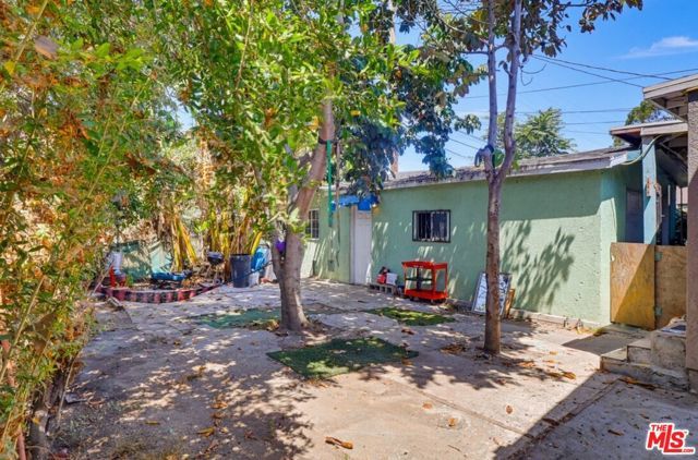 331 W 92nd Street, Los Angeles, CA 90003