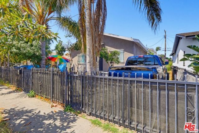 331 W 92nd Street, Los Angeles, CA 90003