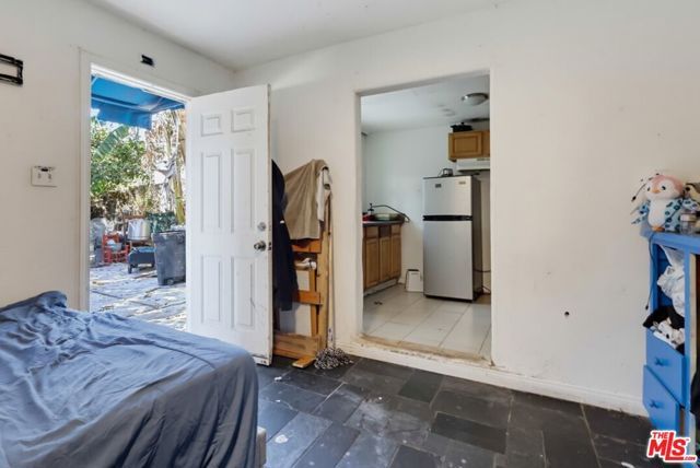 331 W 92nd Street, Los Angeles, CA 90003