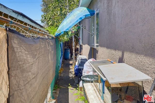 331 W 92nd Street, Los Angeles, CA 90003