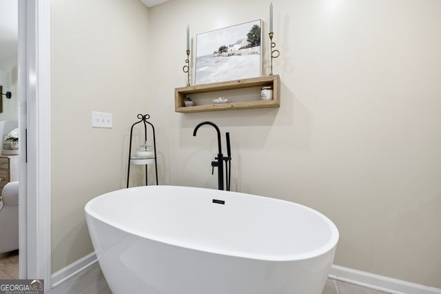 692 Fairmont Drive, Macon, GA 31210