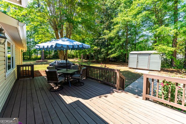 692 Fairmont Drive, Macon, GA 31210