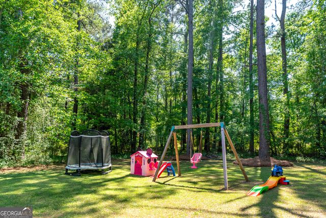 692 Fairmont Drive, Macon, GA 31210