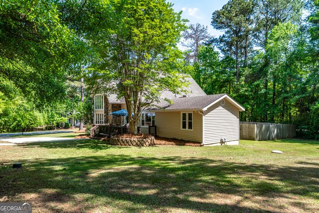692 Fairmont Drive, Macon, GA 31210