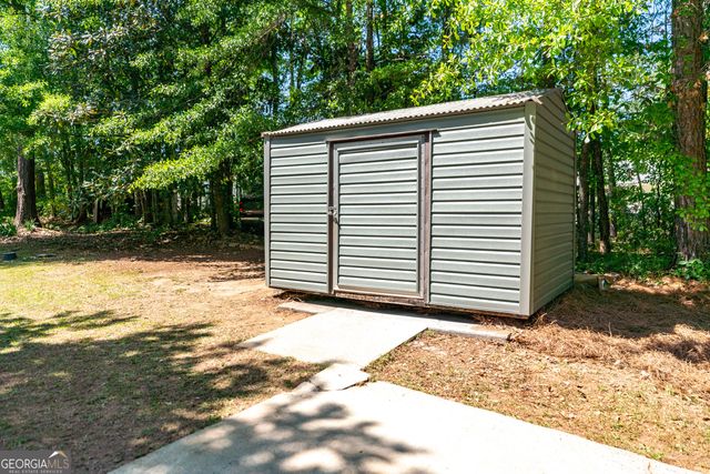 692 Fairmont Drive, Macon, GA 31210
