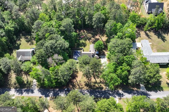 692 Fairmont Drive, Macon, GA 31210