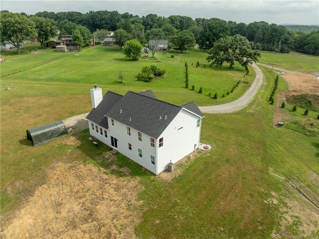 356 Stone Church Road, Hunker, PA 15639