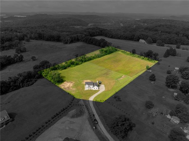 356 Stone Church Road, Hunker, PA 15639