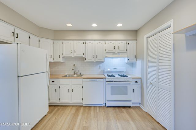 3701 James Court, Middletown, NJ 07748