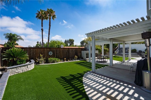 31858 Valone, Temecula, CA 92591