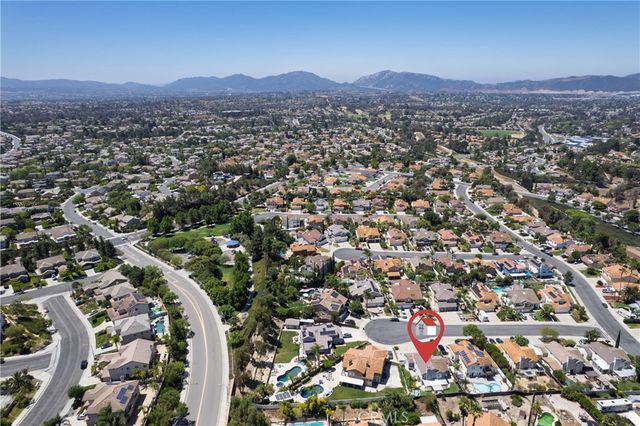 31858 Valone, Temecula, CA 92591
