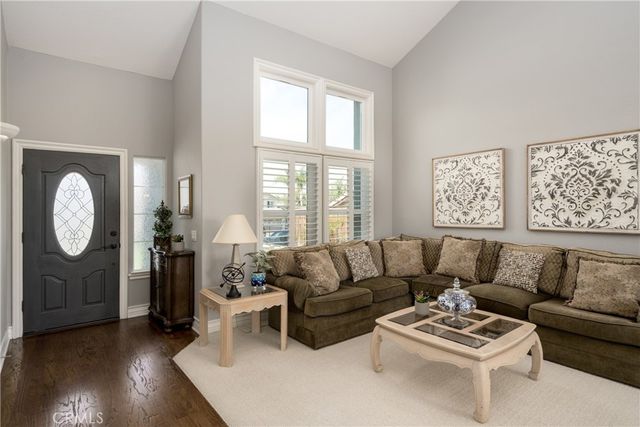 31858 Valone, Temecula, CA 92591