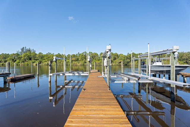 8868 SW Fishermans Wharf Drive, Stuart, FL 34997