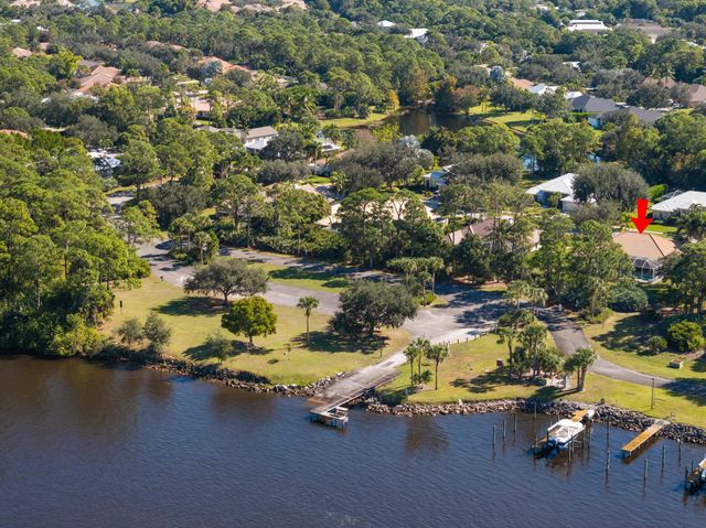 8868 SW Fishermans Wharf Drive, Stuart, FL 34997