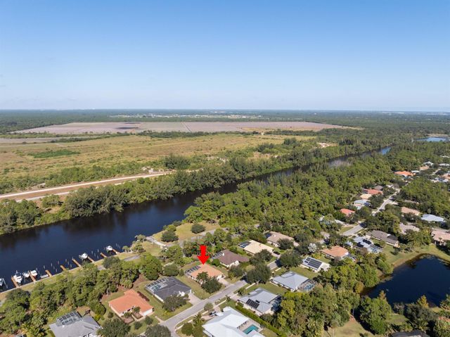 8868 SW Fishermans Wharf Drive, Stuart, FL 34997