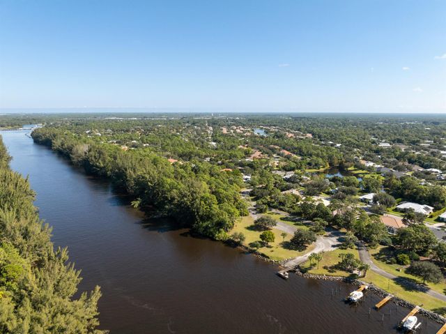 8868 SW Fishermans Wharf Drive, Stuart, FL 34997