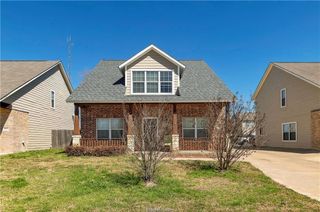 6905 Appomattox Drive, College Station, TX 77845