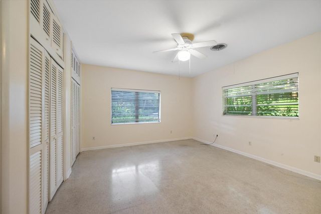 24 N Via Lucindia, Sewalls Point, FL 34996