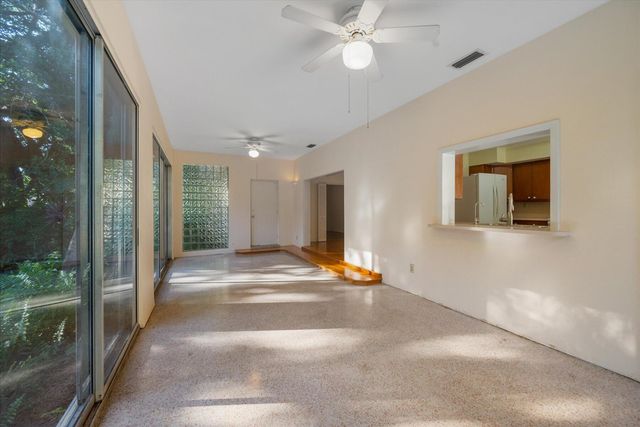 24 N Via Lucindia, Sewalls Point, FL 34996