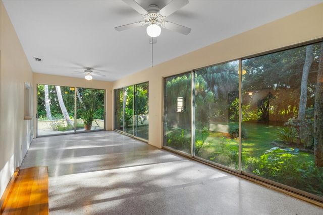 24 N Via Lucindia, Sewalls Point, FL 34996