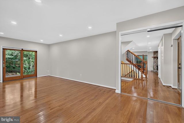 3615 DEVILWOOD CT, Fairfax, VA 22030