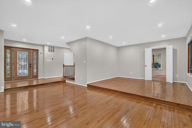 3615 DEVILWOOD CT, Fairfax, VA 22030