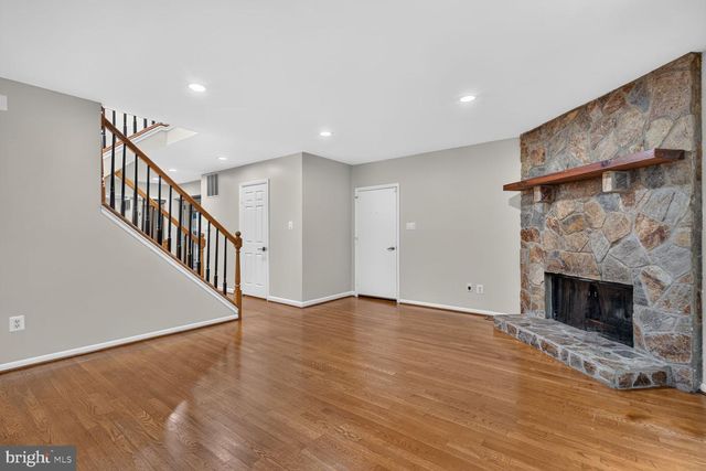 3615 DEVILWOOD CT, Fairfax, VA 22030