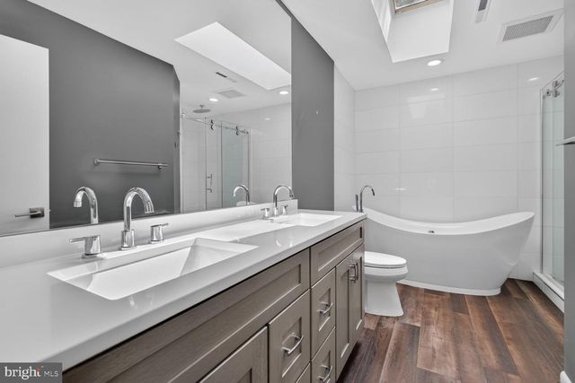3615 DEVILWOOD CT, Fairfax, VA 22030
