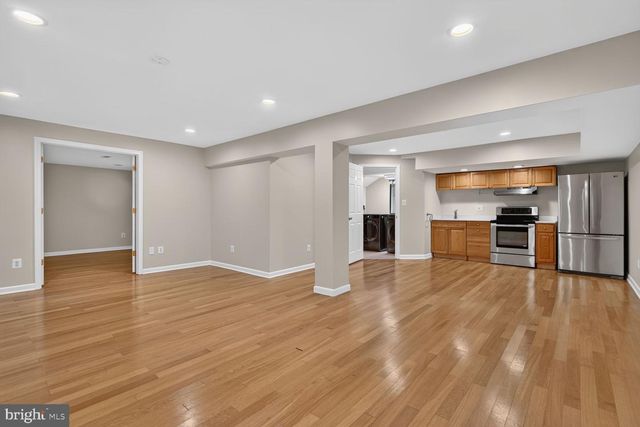 3615 DEVILWOOD CT, Fairfax, VA 22030