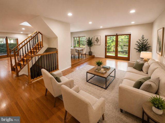 3615 DEVILWOOD CT, Fairfax, VA 22030