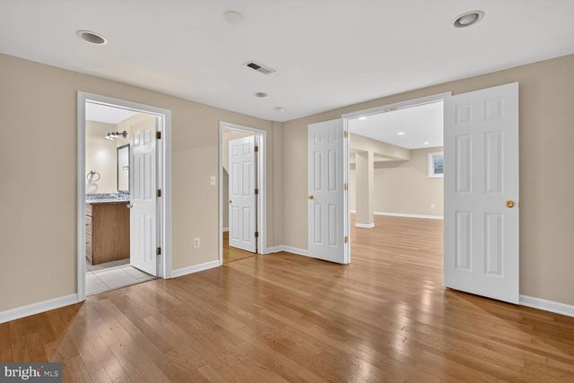 3615 DEVILWOOD CT, Fairfax, VA 22030