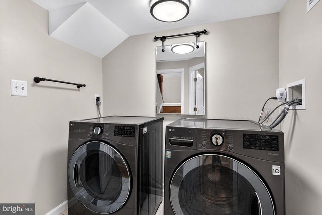 3615 DEVILWOOD CT, Fairfax, VA 22030