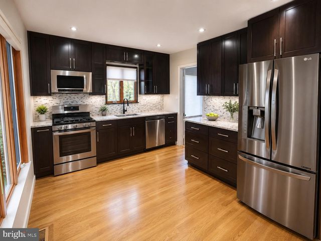 3615 DEVILWOOD CT, Fairfax, VA 22030