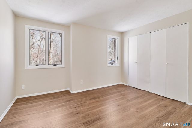 172 Towne House Road 172, Hamden, CT 06514