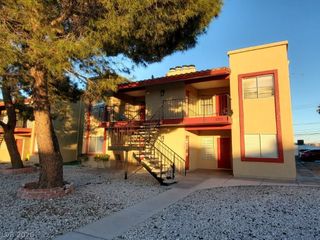 2305 North Jones Boulevard 2, Las Vegas, NV 89108