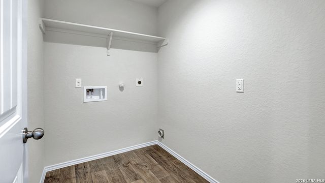 812 Nodding Nixie, Seguin, TX 78155