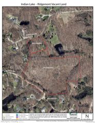 2899 Indian Lake Road, Oxford, MI 48370