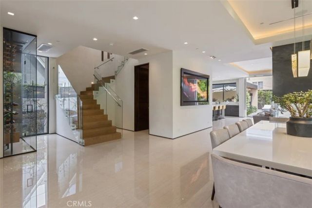 6517 Colgate Avenue, Los Angeles, CA 90048