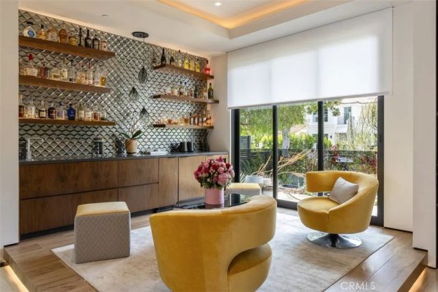 6517 Colgate Avenue, Los Angeles, CA 90048