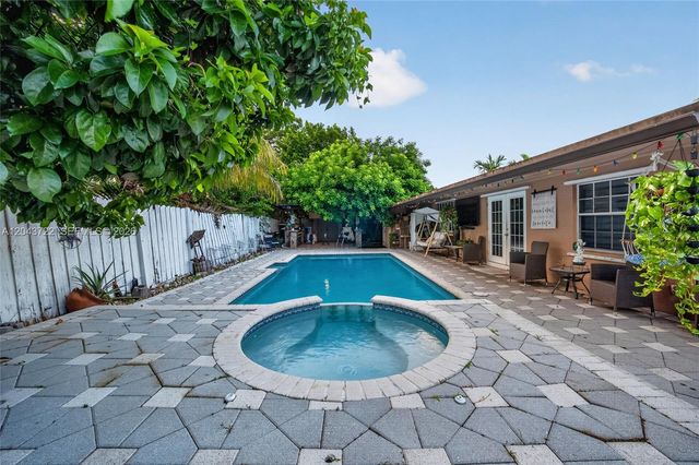 25520 SW 125th Ct, Homestead, FL 33032