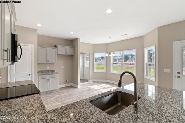 151 Cripple Creek Drive, Swansboro, NC 28584