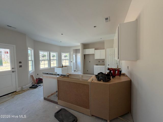 151 Cripple Creek Drive, Swansboro, NC 28584