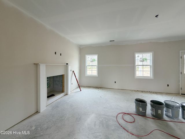 151 Cripple Creek Drive, Swansboro, NC 28584