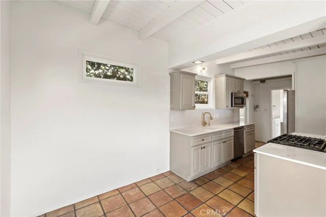 220 Cajon Street, Laguna Beach, CA 92651