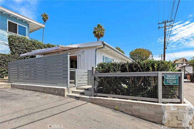 220 Cajon Street, Laguna Beach, CA 92651