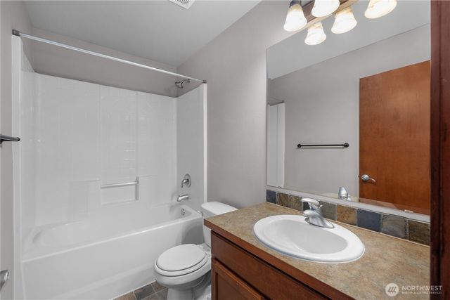 8645 29th Way SE, Olympia, WA 98513