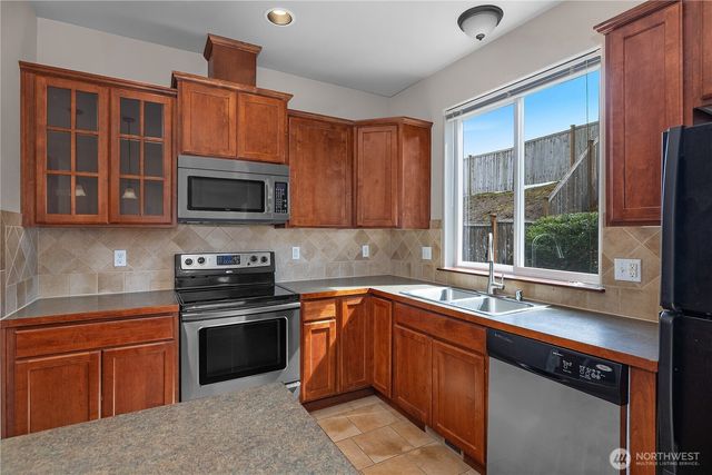 8645 29th Way SE, Olympia, WA 98513