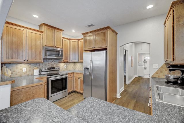 590 Highland Drive, Beaumont, TX 77705