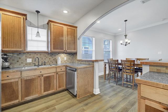 590 Highland Drive, Beaumont, TX 77705